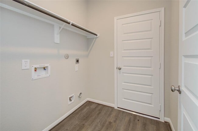 Building Photo - 8411 Baywatch Cir