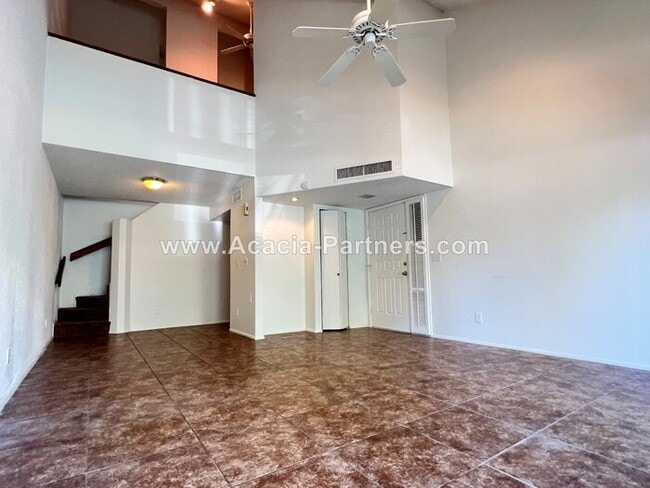 Building Photo - Fantastic 3 bed room 2 bathroom