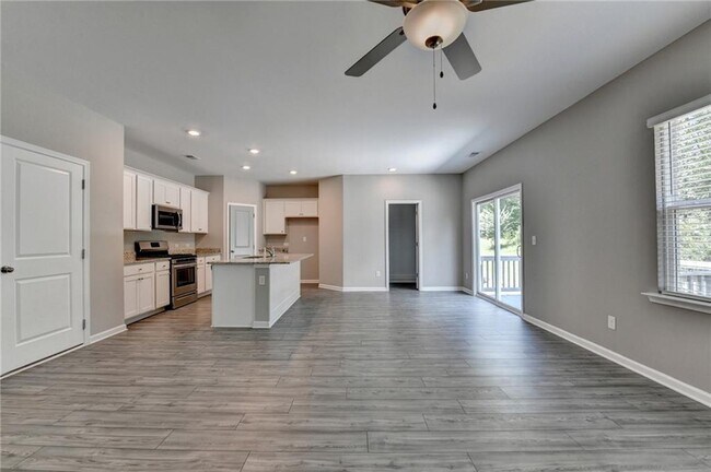 Building Photo - 125 Osprey Overlook Dr