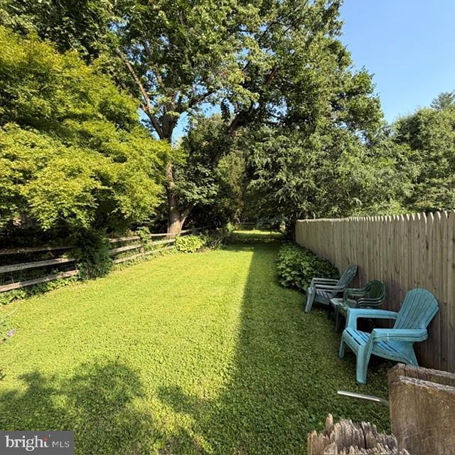 Building Photo - 555 Northbrook Rd