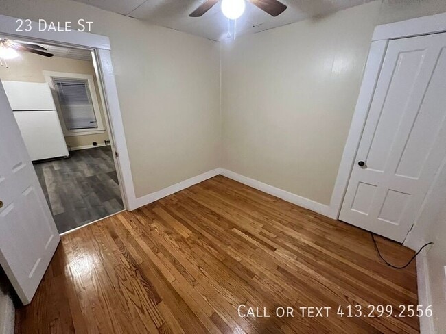 Building Photo - 23 Dale St