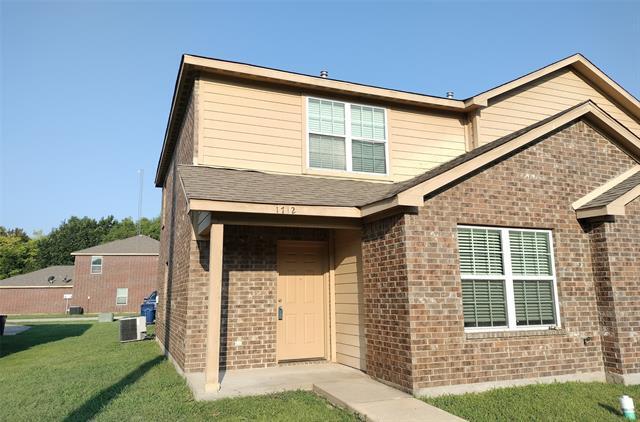 Building Photo - 1712 S Waco St