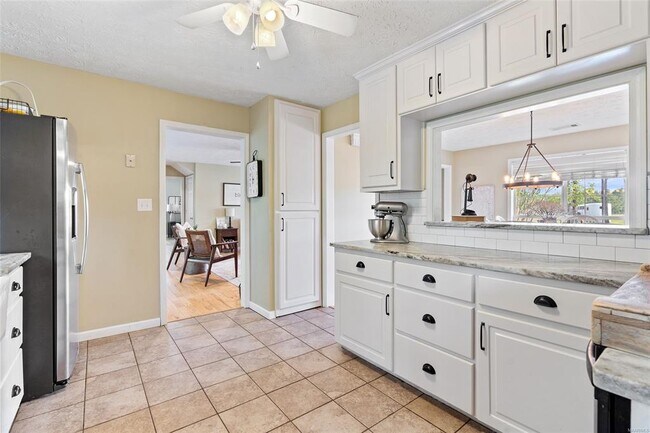 Building Photo - 2153 Co Rd 57