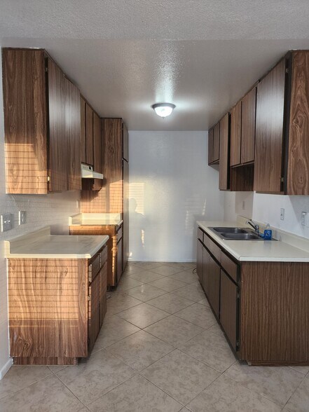 Building Photo - 7117 Murray Ln
