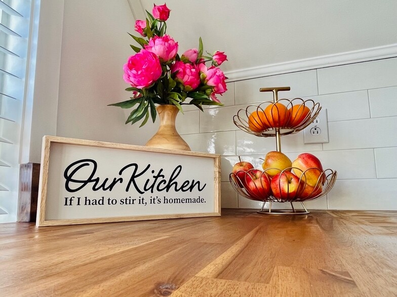 Kitchen - 143 Oak St