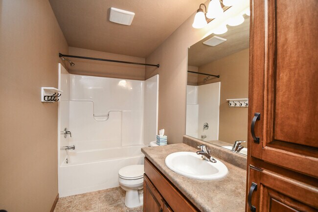 Building Photo - 5512 South Culbert Avenue