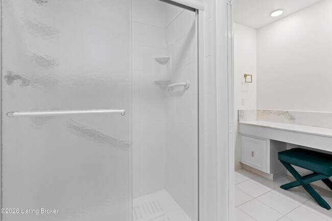 Building Photo - 2102 Northfield Dr