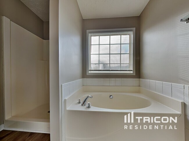 Building Photo - 930 Swan Ridge Court Grayson GA