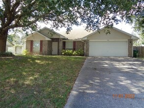 Building Photo - 660 Tradewinds Dr