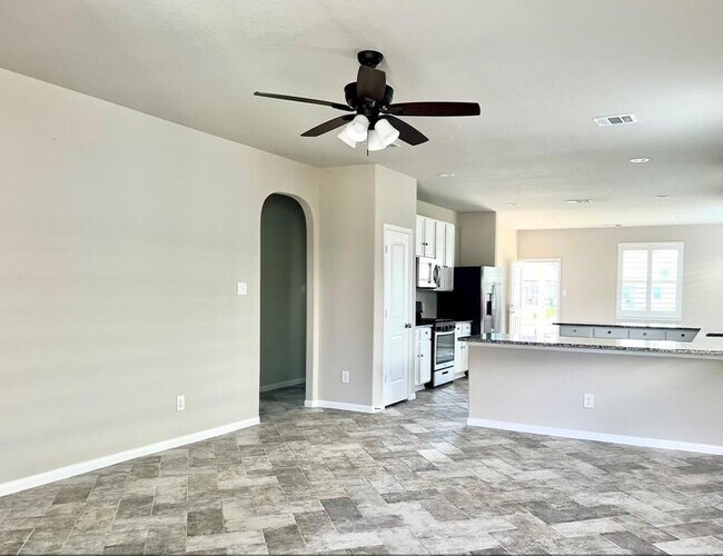 Building Photo - 24722 Allori Ct
