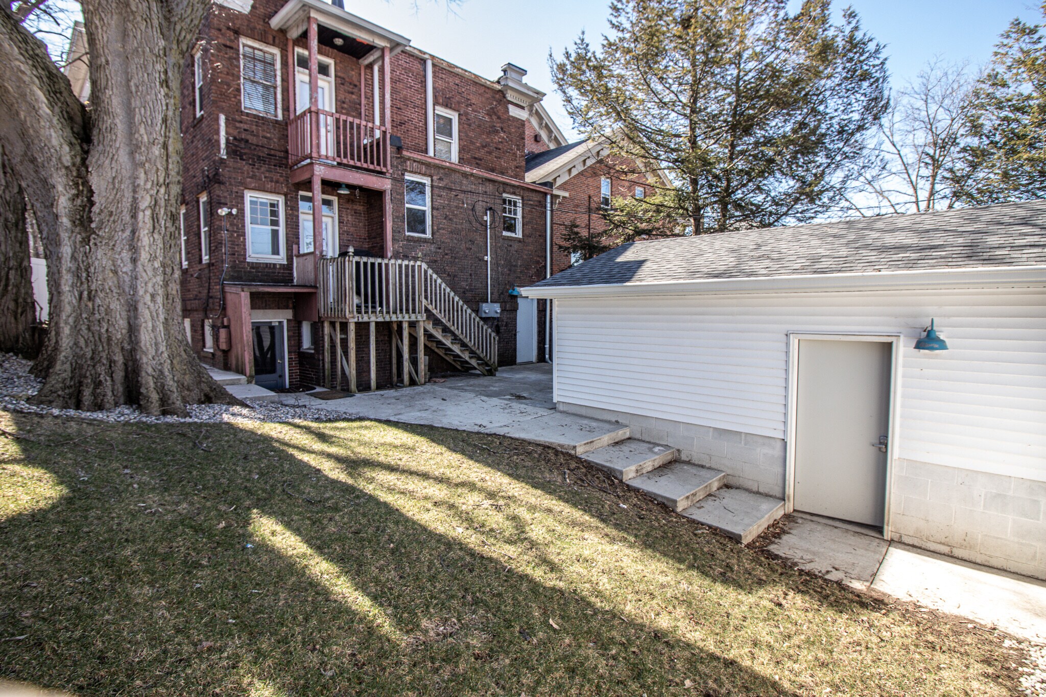 Building Photo - 1204 Columbia St