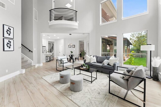 Building Photo - 13500 Coleto Creek Trail