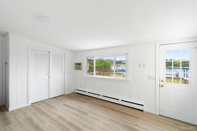 Building Photo - 35 Gardners Ln
