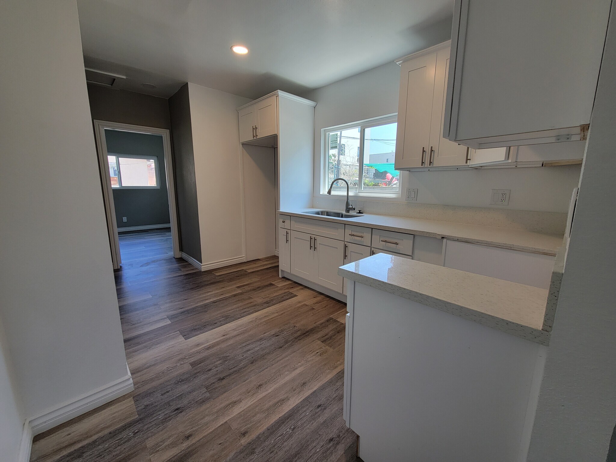 Building Photo - 3067 Harrington Ave