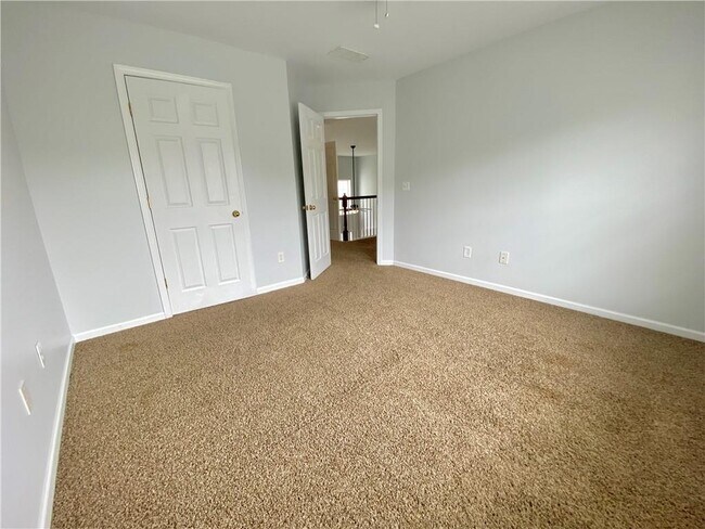 Building Photo - 6405 Knighted Ct
