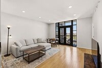 Building Photo - Mt Vernon Square Condo | 1 Bed | 1 Bath | 700 Sf | Private Balcony