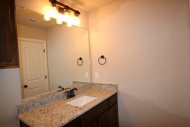 Building Photo - SENSATIONAL 3/2/ Duplex Home Coming Soon i...