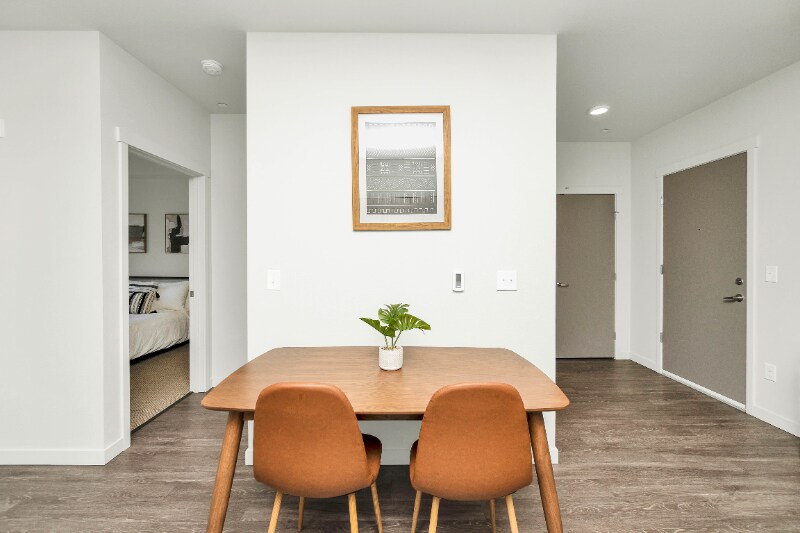 Building Photo - 80 South Main St