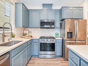 Building Photo - 5470 Gold Creek Cir