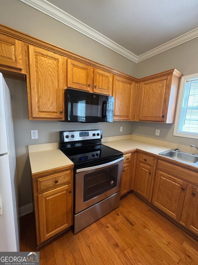 Building Photo - 223 Milford Dr