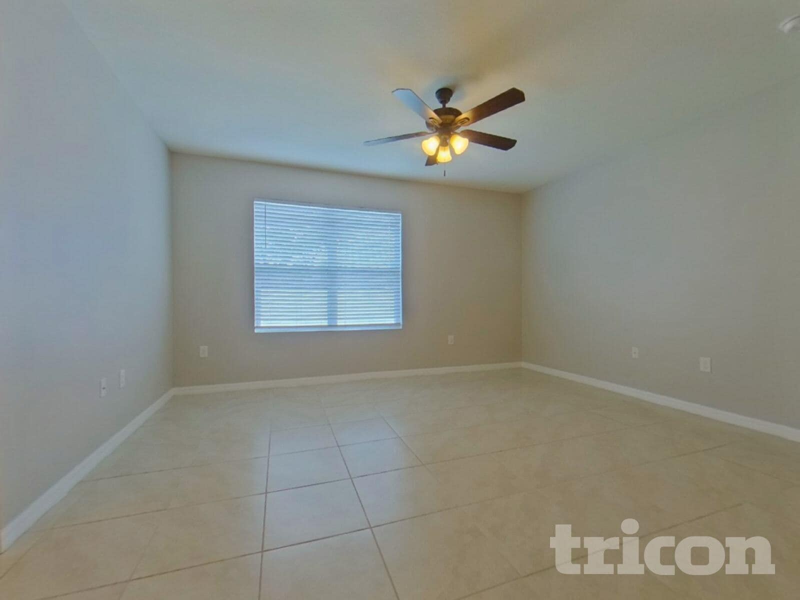 Building Photo - 2531 Newmark Dr