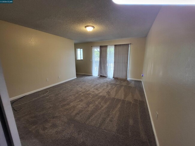 Building Photo - 5215 Bayview Ave