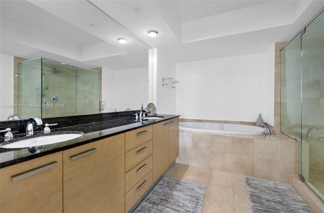 Building Photo - 1830 S Ocean Dr