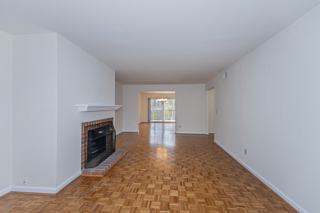 Floorplan - Indian Creek Apartments and Townhomes