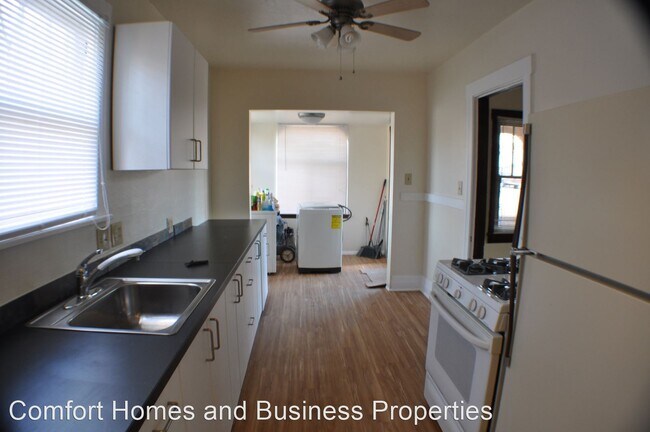 Building Photo - 4 br, 2 bath House - 201 Maple St NE