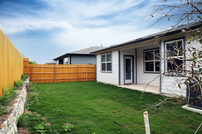 Building Photo - 14012 Lubeck Dr