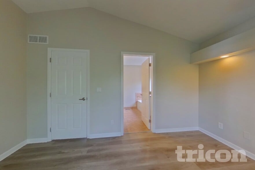 Building Photo - 20226 Willowbend Ln