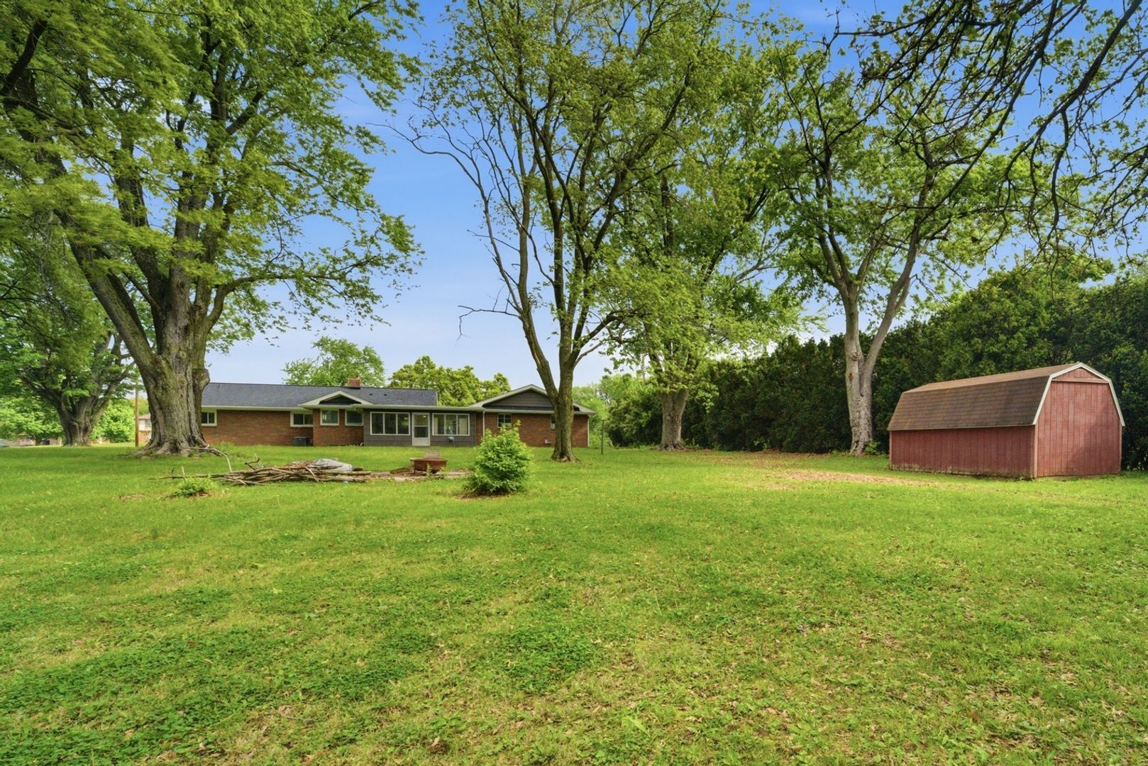 Building Photo - 3233 Brady Ln