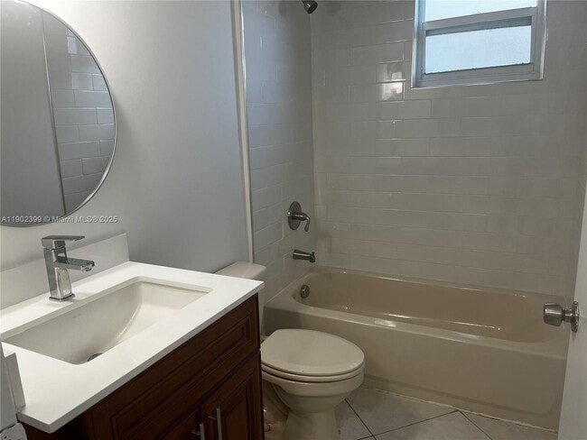 Building Photo - 181 NW 47th Ave