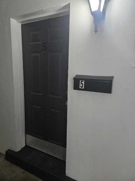 Building Photo - 1837 Sherman St