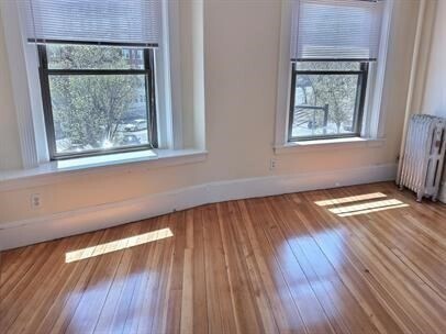 Building Photo - 1390 Beacon St