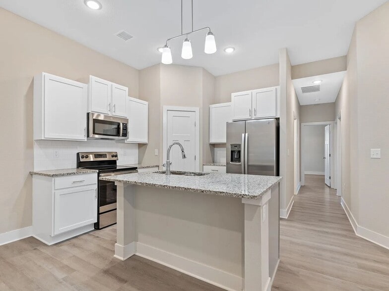 Building Photo - 3518 W 45th St S