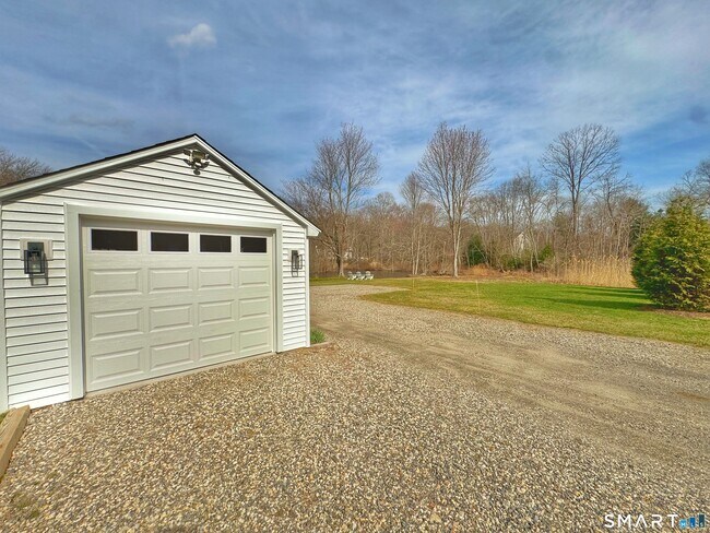 Building Photo - 112 Georgetown Rd