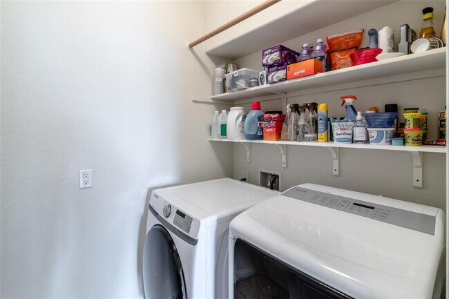 Building Photo - 13700 Sage Grouse Dr