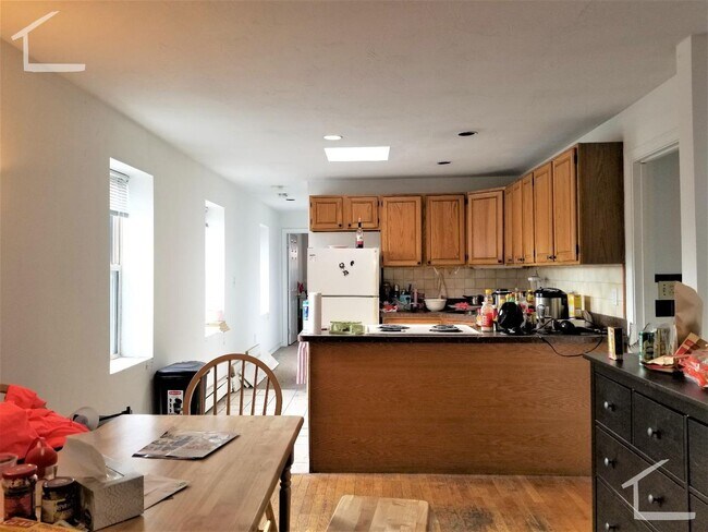 Building Photo - 22 St Cyprians Pl