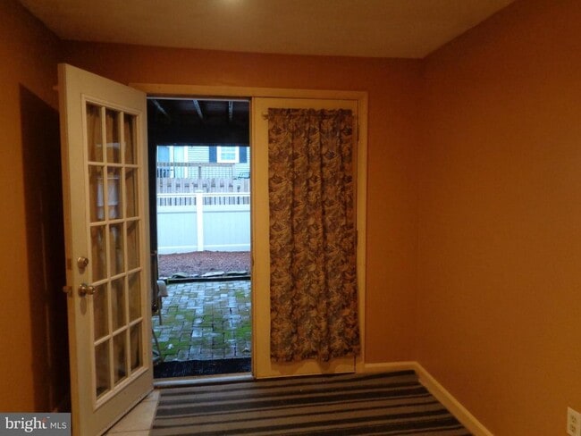 Building Photo - 4020 Rustico Rd