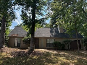 Building Photo - 1132 Eagle Cir