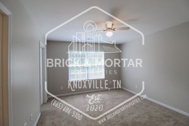 Building Photo - 3718 Sean Grove Way