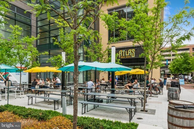 Building Photo - 147 Prairie Ln