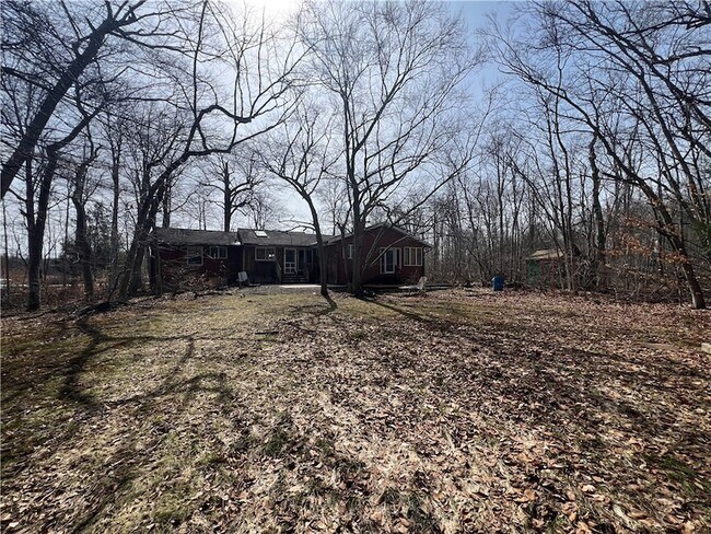 Building Photo - 340 Campbell Rd