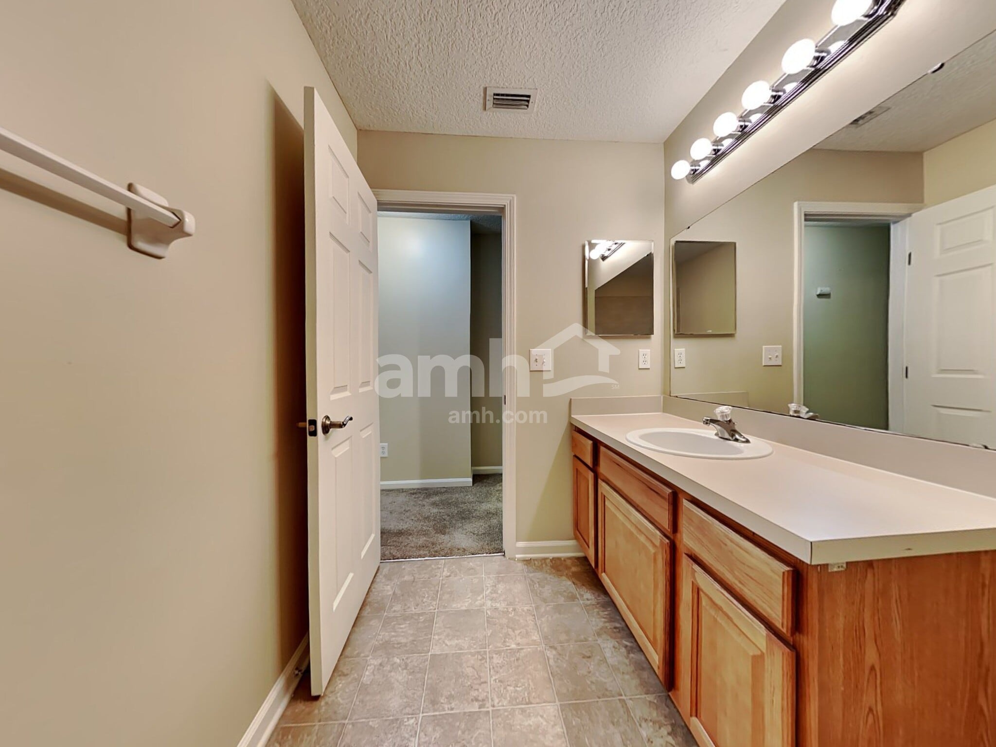 Building Photo - 96050 Waters Ct
