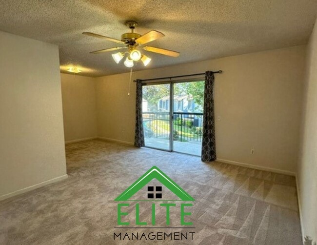 Building Photo - **2 Bed, 2 Bath Condo in Gated Community |...