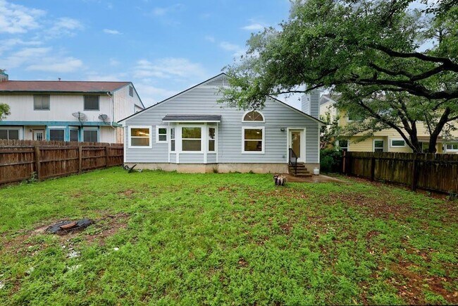 Building Photo - 2111 Rick Whinery Dr