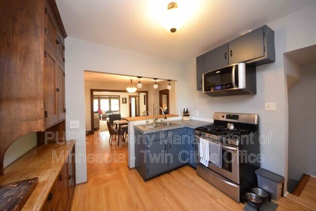 Building Photo - 4201 2nd Ave S