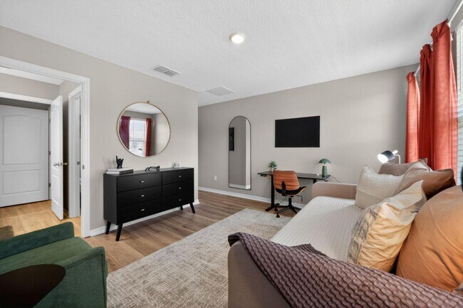 Building Photo - 700 Benoi Dr