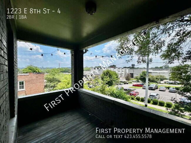 Building Photo - 1223 E 8th St